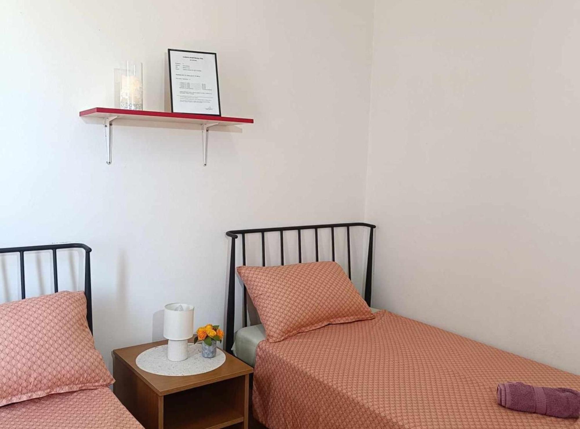 Apartmani Tea I Toni Gradiste Exterior foto